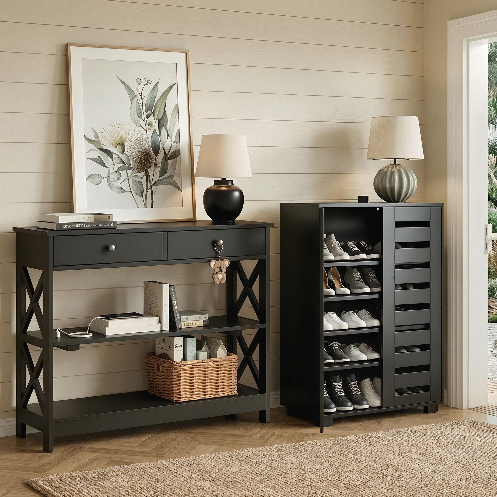 Hallway & Entryway