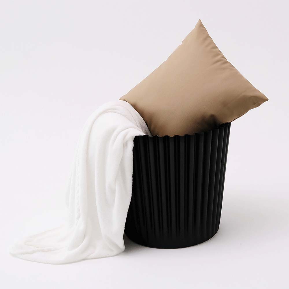 Set of 2 Stackable Foot Stool Cupcake Seats - Black - Homecoze