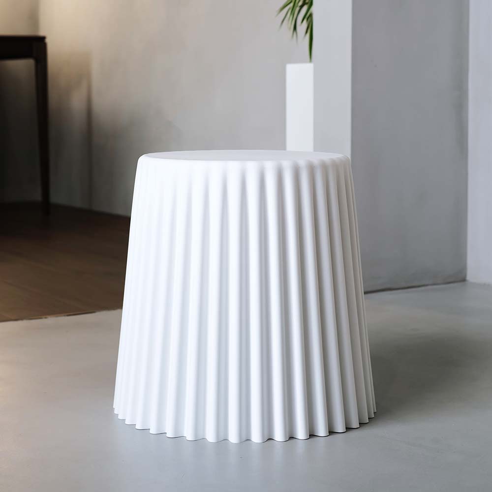 Set of 2 Stackable Foot Stool Cupcake Seats - White - Homecoze