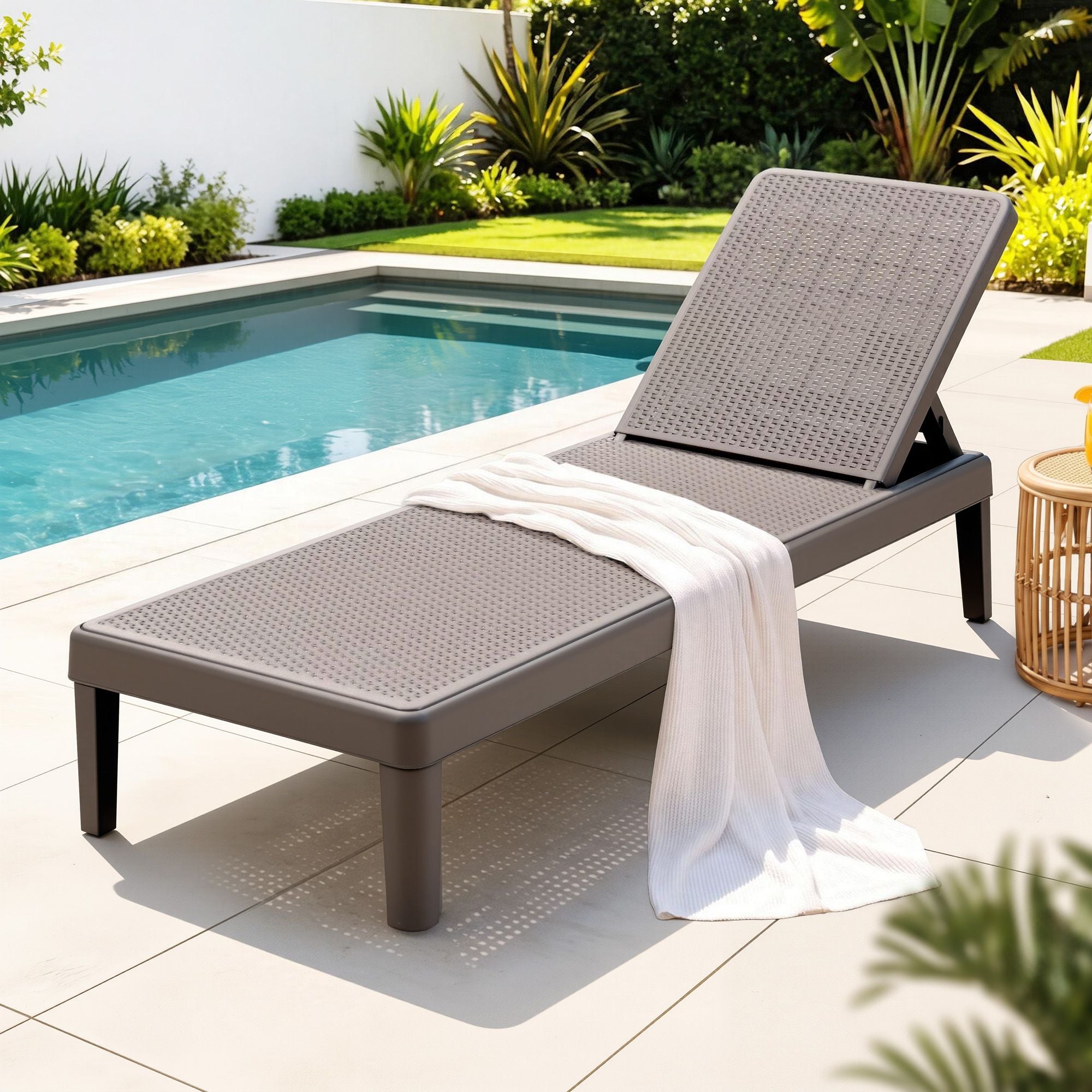 5-Position Plastic Rattan Outdoor Sun Lounge – Brown