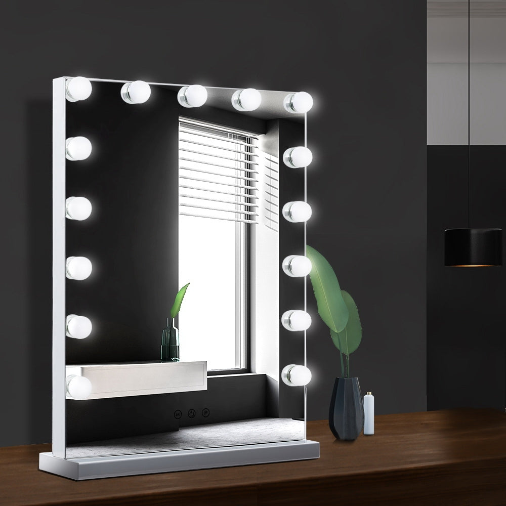 Frameless Hollywood Make Up Mirror with 15 LED Light Bulbs - 43 x 61cm - Homecoze