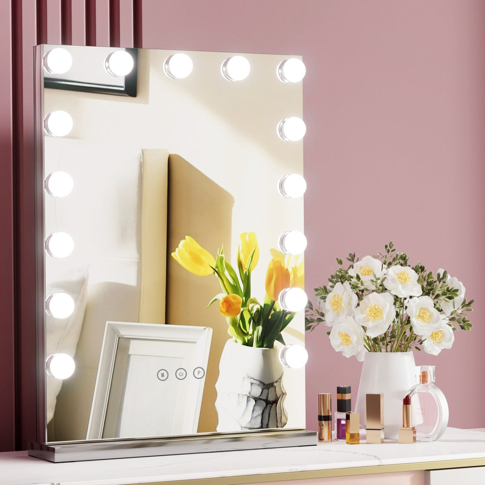 Frameless Hollywood Make Up Mirror with 15 LED Light Bulbs - 43 x 61cm - Homecoze
