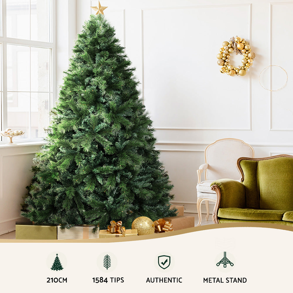 7FT Extra Full Pine-Blend Christmas Tree - 1584 Tips - Homecoze