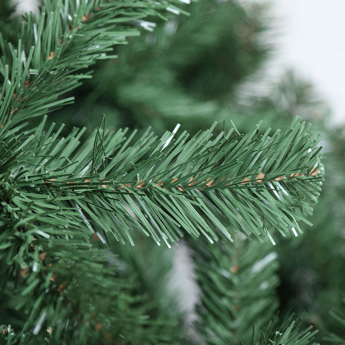 6FT Slim Christmas Tree - 300 Tips - Homecoze