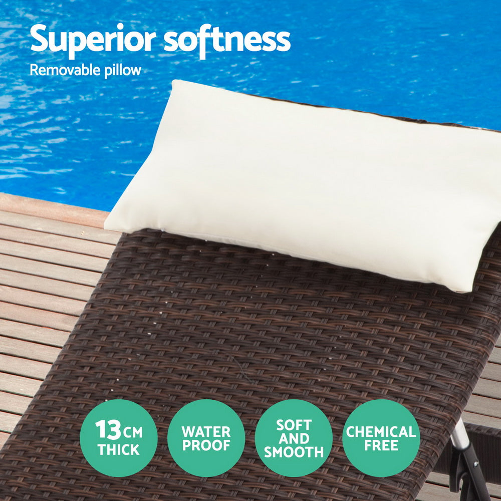 Set of 2 Wicker Sun Lounges - Brown - Homecoze