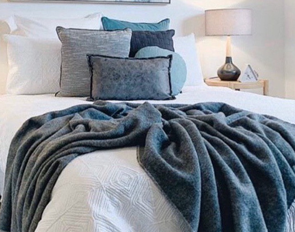 Chiswick Throw - Merino Wool/Cashmere - Charcoal - Homecoze
